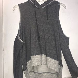 gray no shoulder sweater